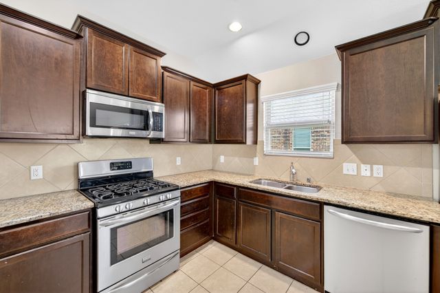2409 Michelle Creek Drive, Little Elm, TX 75068