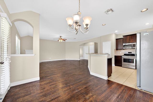 2409 Michelle Creek Drive, Little Elm, TX 75068