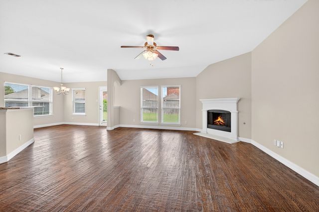 2409 Michelle Creek Drive, Little Elm, TX 75068
