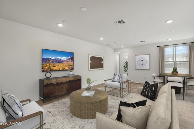 2121 W SONORAN DESERT Drive 67, Phoenix, AZ 85085