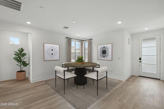 2121 W SONORAN DESERT Drive 67, Phoenix, AZ 85085