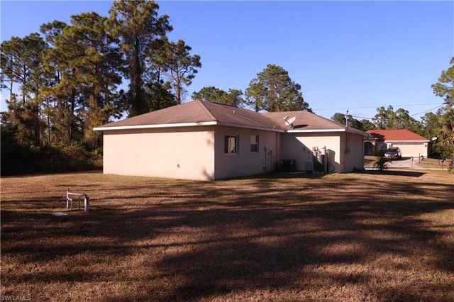 1066 Barnett ST E, Lehigh Acres, FL 33974