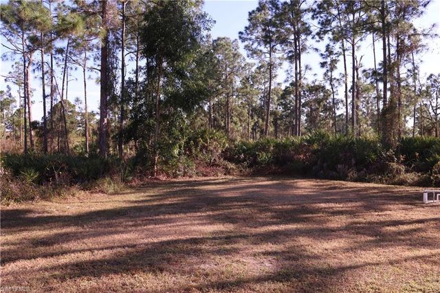 1066 Barnett ST E, Lehigh Acres, FL 33974