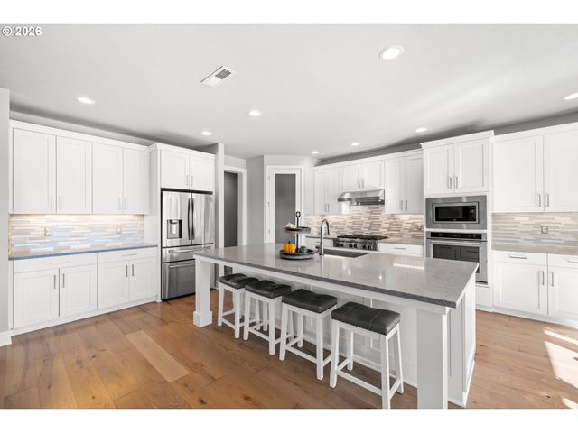 5842 Se PROVENCE St, Hillsboro, OR 97123