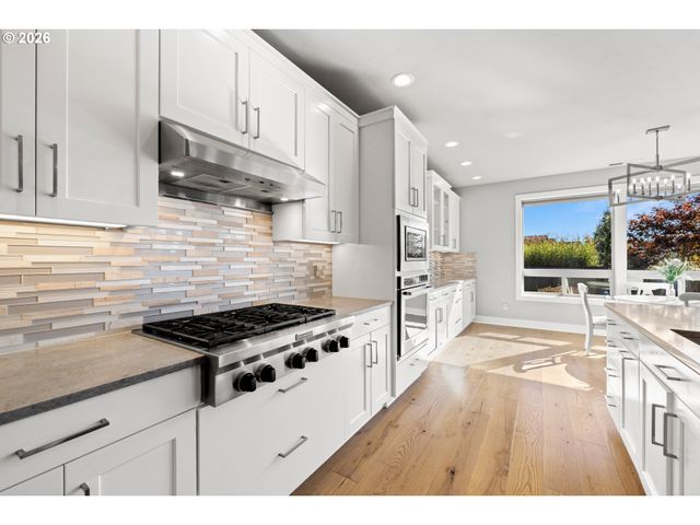 5842 Se PROVENCE St, Hillsboro, OR 97123