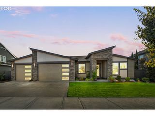 5842 Se PROVENCE St, Hillsboro, OR 97123