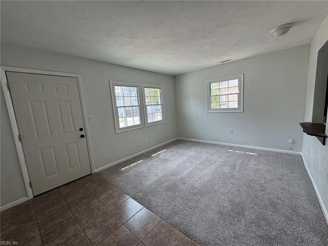 205 Gale AVE, Chesapeake, VA 23323