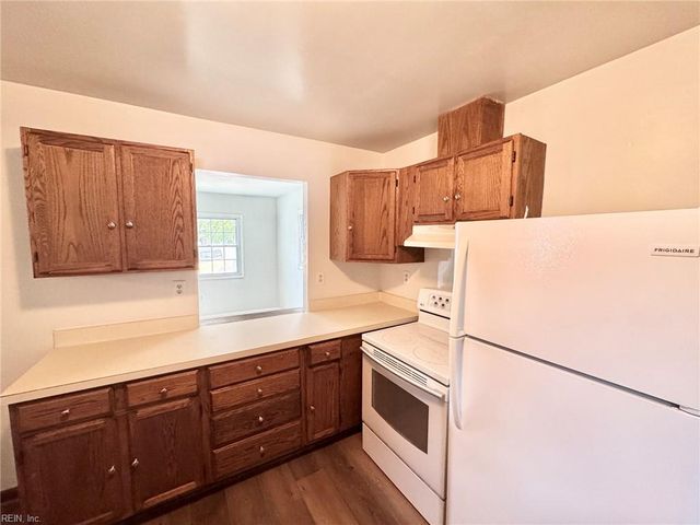 205 Gale AVE, Chesapeake, VA 23323