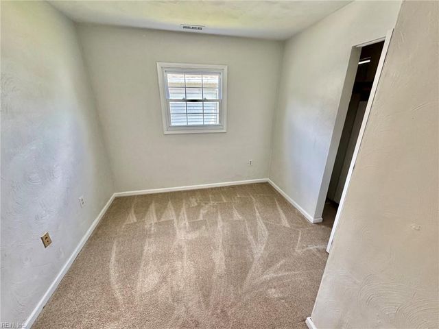 205 Gale AVE, Chesapeake, VA 23323