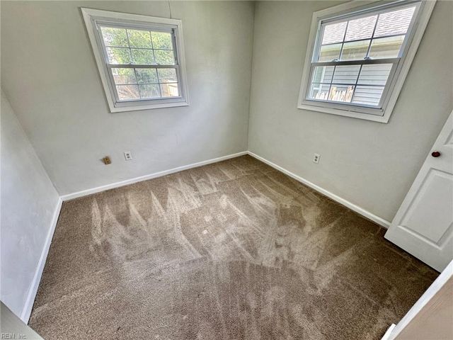 205 Gale AVE, Chesapeake, VA 23323