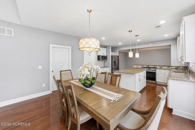 1 Prairie Lane, Bayville, NJ 08721