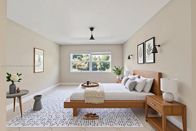 900 SW 125th Way 304R, Pembroke Pines, FL 33027