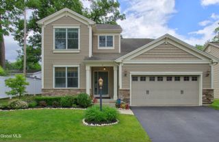 7 McKenzie Way, Saratoga Springs, NY 12866