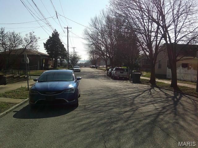 3878 Marine Avenue, St Louis, MO 63118