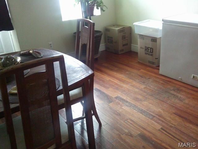 3878 Marine Avenue, St Louis, MO 63118