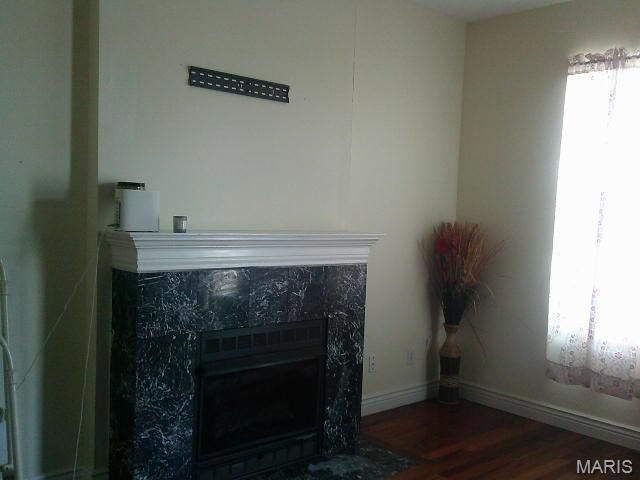 3878 Marine Avenue, St Louis, MO 63118