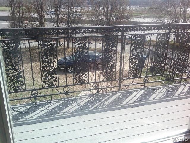 3878 Marine Avenue, St Louis, MO 63118