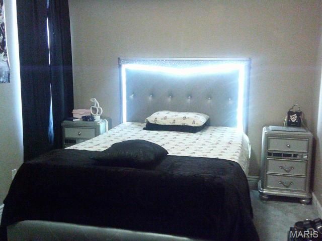 3878 Marine Avenue, St Louis, MO 63118