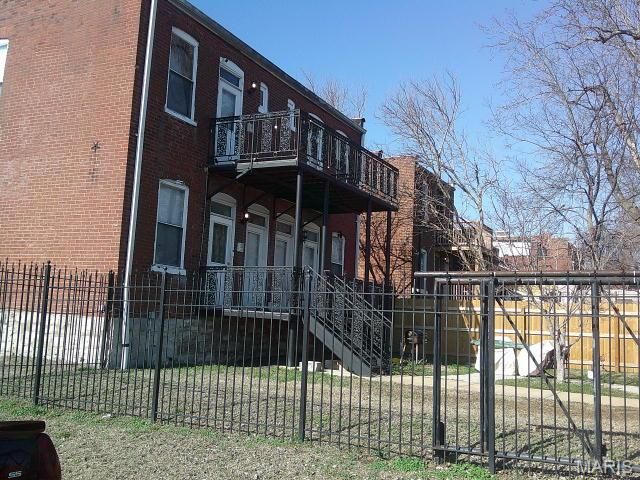 3878 Marine Avenue, St Louis, MO 63118