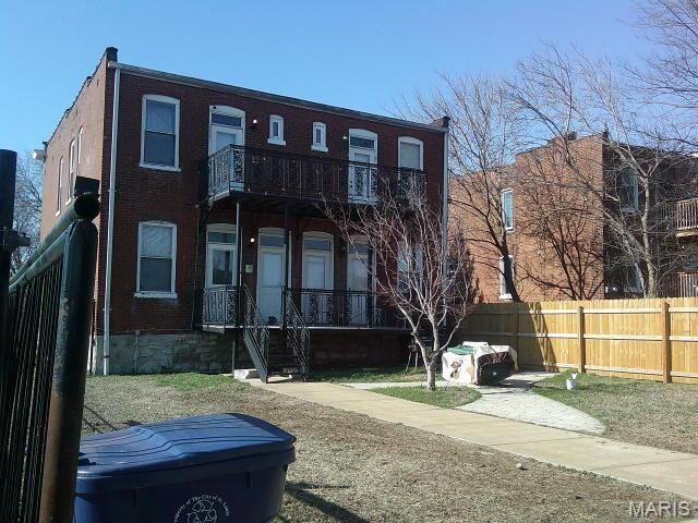 3878 Marine Avenue, St Louis, MO 63118