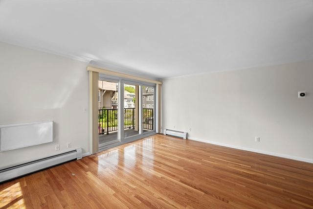 245 Lafayette Street 1H, Salem, MA 01970
