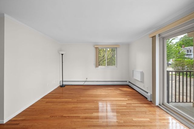 245 Lafayette Street 1H, Salem, MA 01970