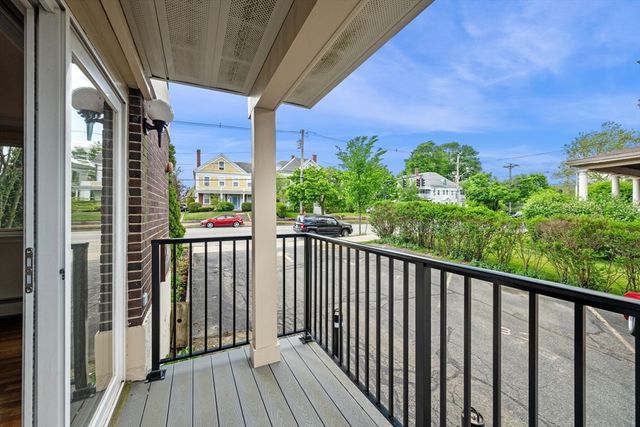245 Lafayette Street 1H, Salem, MA 01970