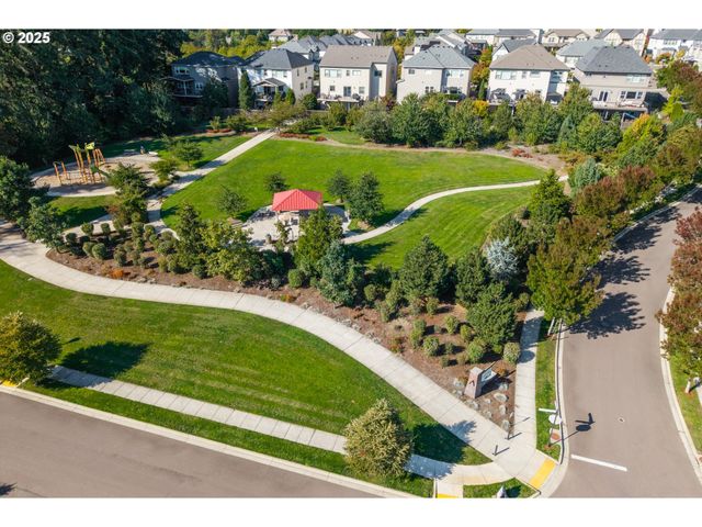 15754 Sw VANDERWOOD Ave, Portland, OR 97224