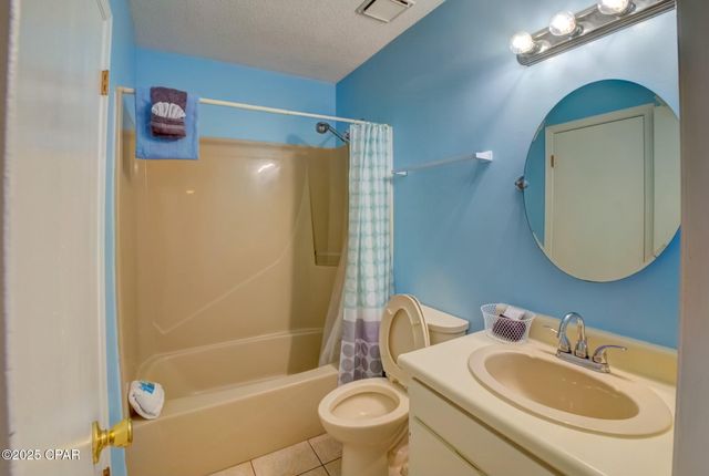 8504 N Lagoon Drive, Panama City, FL 32408