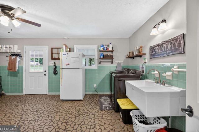 4863 Pool Road, Winston, GA 30187