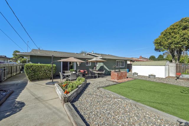 1350 Cherokee Drive, Salinas, CA 93906