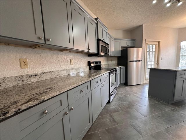 150 VILLA DI ESTE TERRACE 212, Lake Mary, FL 32746