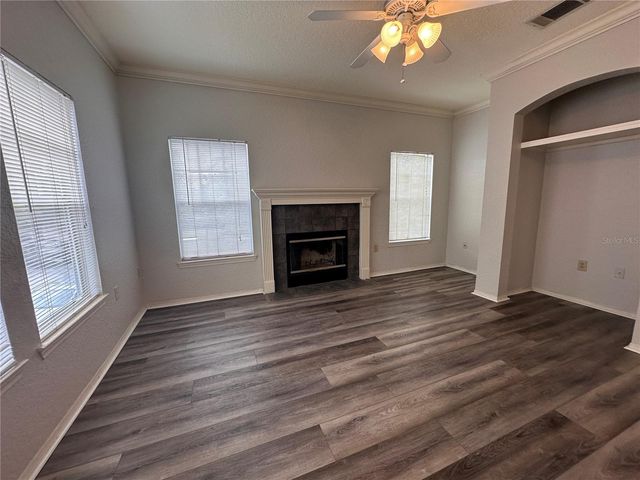 150 VILLA DI ESTE TERRACE 212, Lake Mary, FL 32746