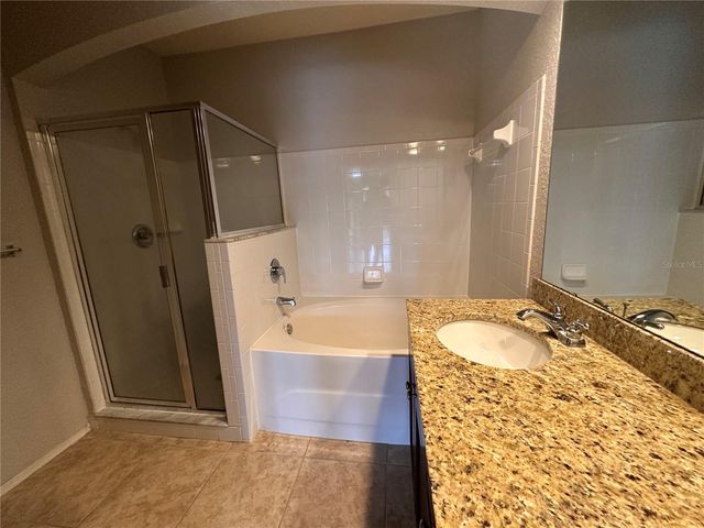 150 VILLA DI ESTE TERRACE 212, Lake Mary, FL 32746