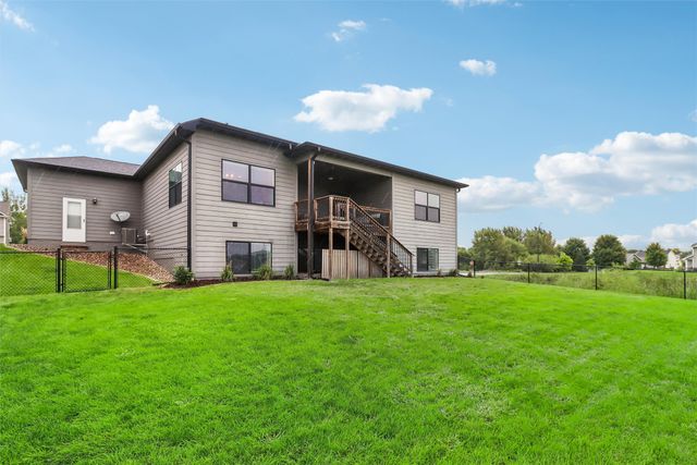 1104 SW 7th Street, Grimes, IA 50111