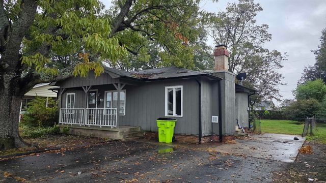 219 W 20Th St, Stuttgart, AR 72160