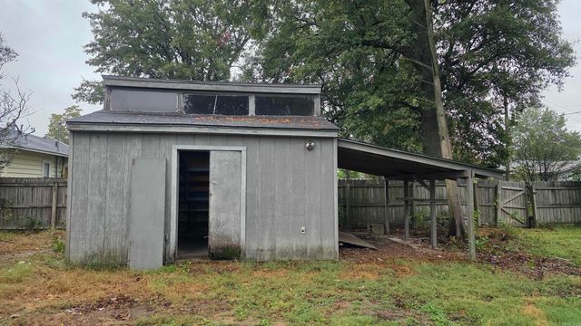 219 W 20Th St, Stuttgart, AR 72160