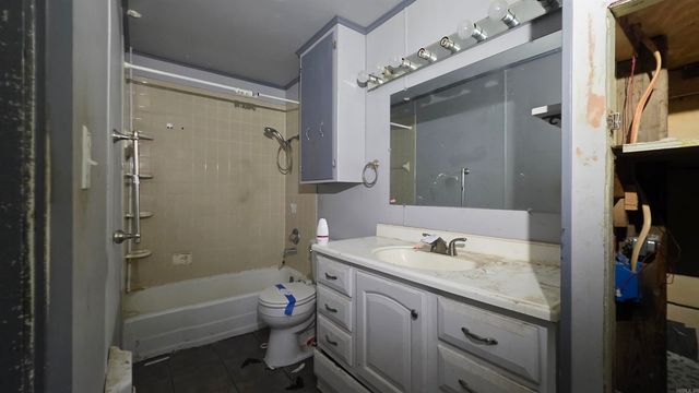 219 W 20Th St, Stuttgart, AR 72160