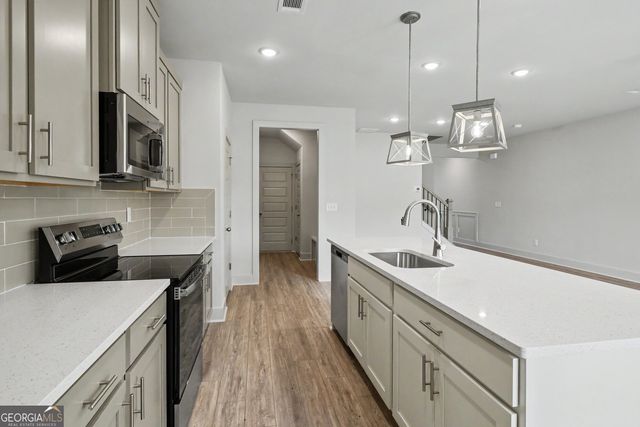 4326 Fern River Bend 66, Norcross, GA 30093