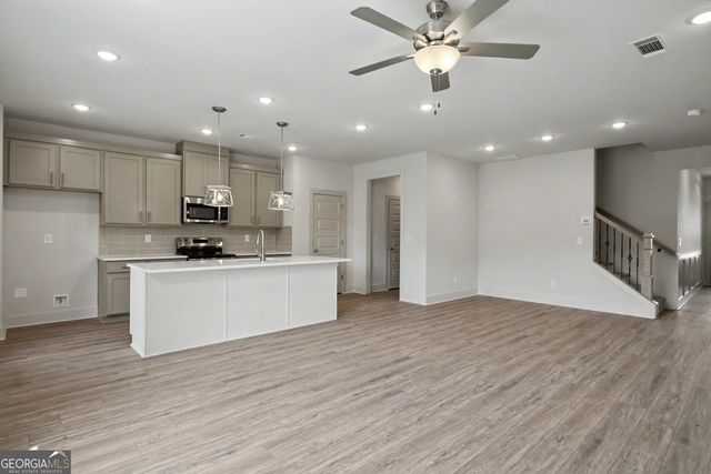 4326 Fern River Bend 66, Norcross, GA 30093