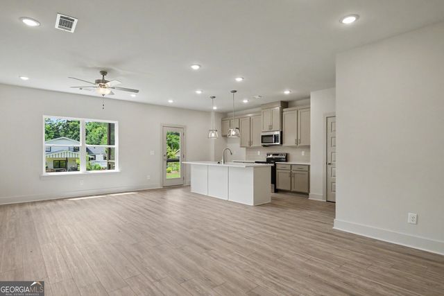 4326 Fern River Bend 66, Norcross, GA 30093