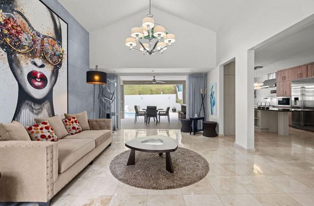 1 ZORZAL, San Juan, PR 00926