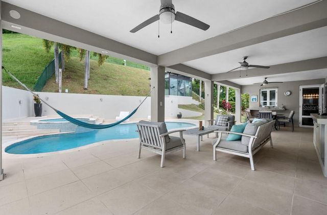 1 ZORZAL, San Juan, PR 00926