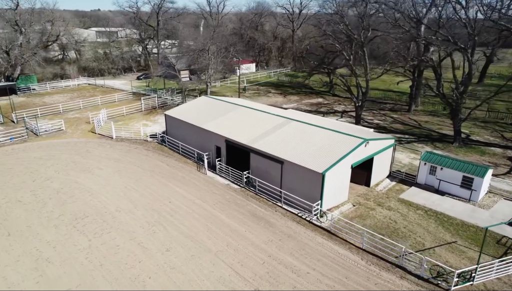 2612 N FM 51, Weatherford, TX 76085