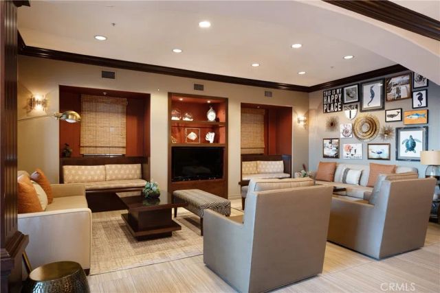 1400 E Ocean 2409, Long Beach, CA 90802