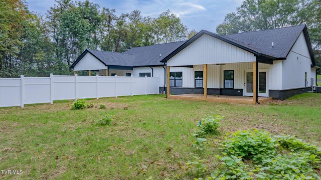 1521 Carroll Creek Road, Johnson City, TN 37615