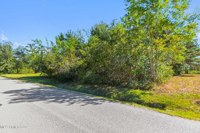 116 Engman Avenue, Bay Saint Louis, MS 39520