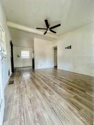 1113 Joe Louis Street, Tallahassee, FL 32304