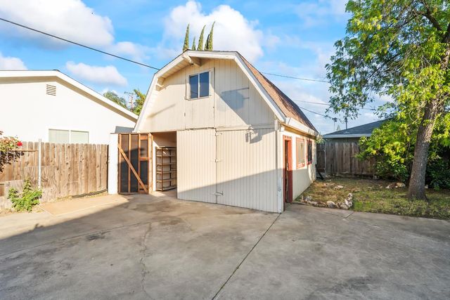 1500 Dana Way, Roseville, CA 95661