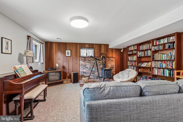 11728 LOVEJOY ST, Silver Spring, MD 20902